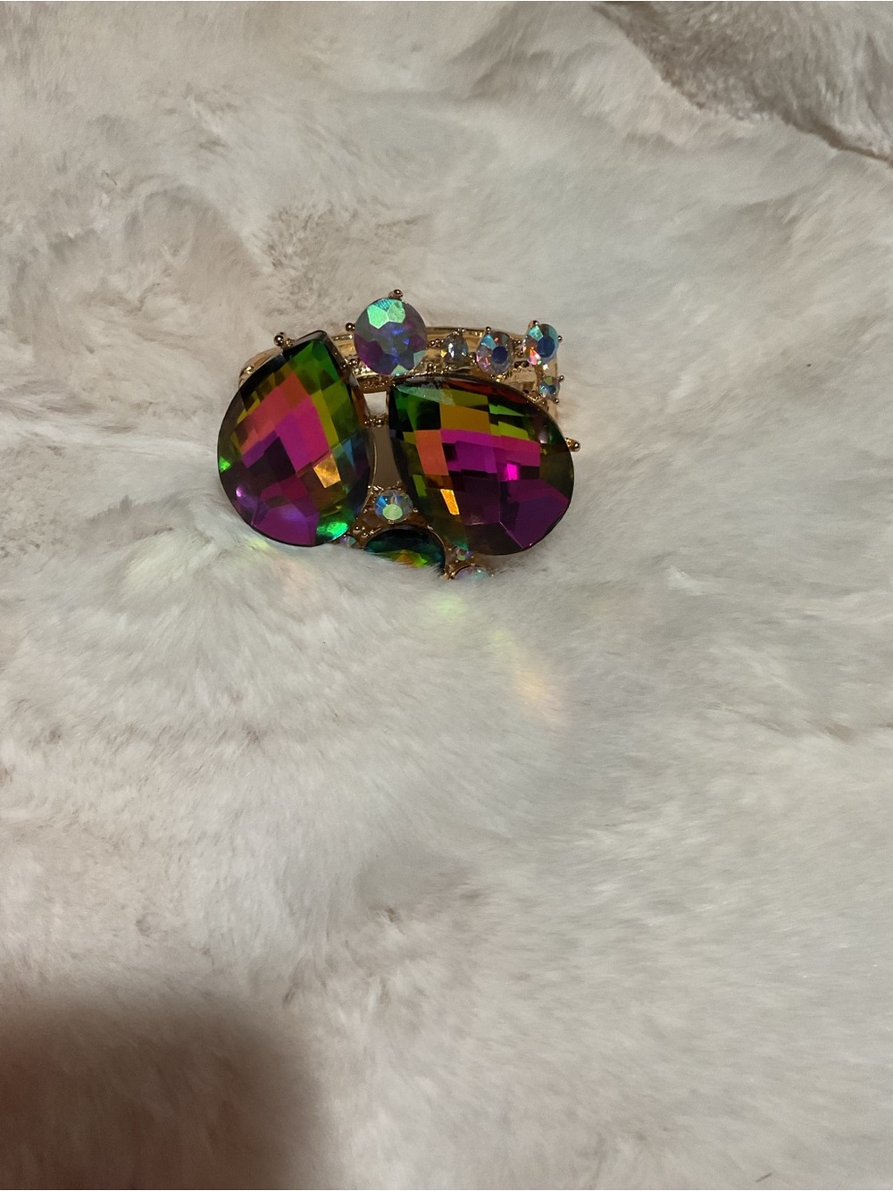Gorgeous Iridescent Multicolor Crystal Statement Cuff Bracelet - Women Jewelry - Picture 2 of 4